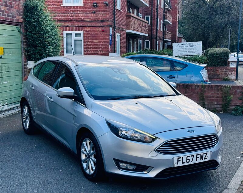 FORD FOCUS