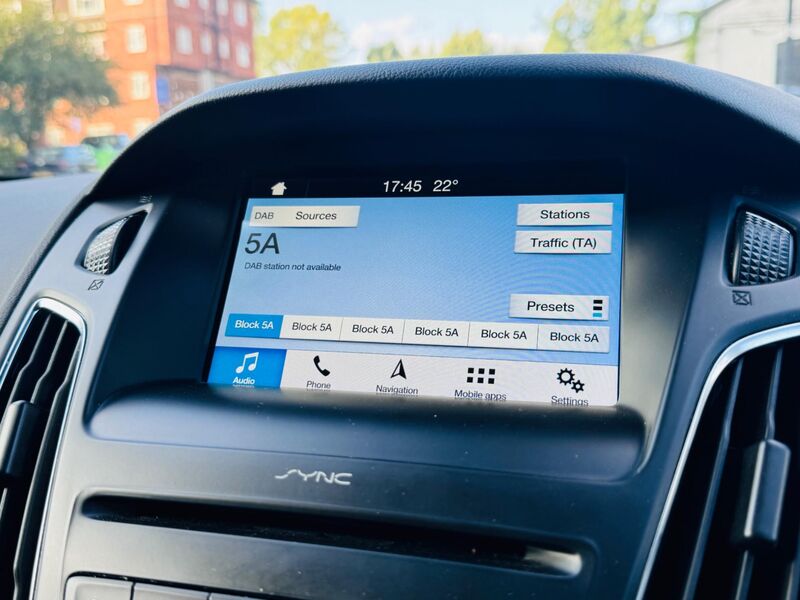 FORD FOCUS