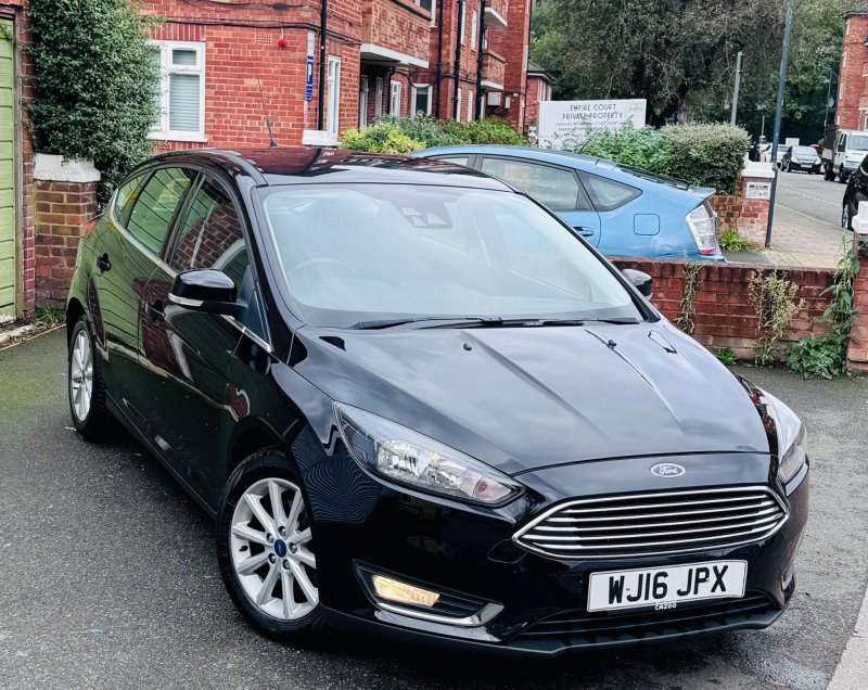FORD FOCUS