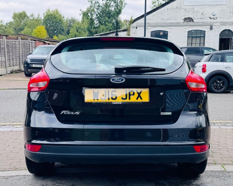 FORD FOCUS