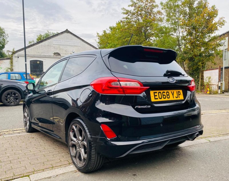 FORD FIESTA