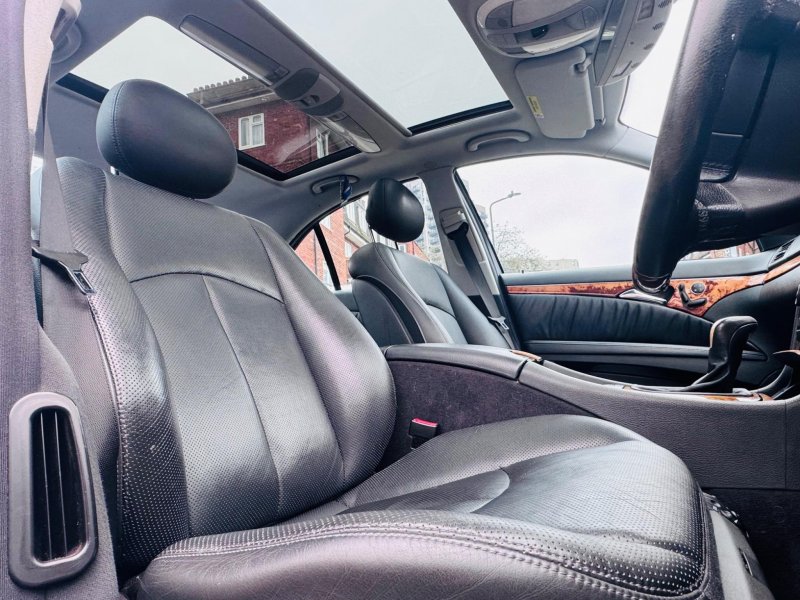 MERCEDES-BENZ E CLASS