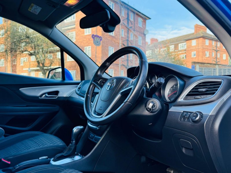 VAUXHALL MOKKA