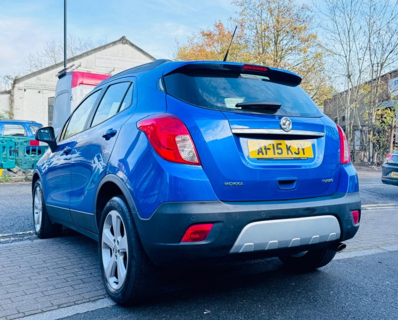VAUXHALL MOKKA