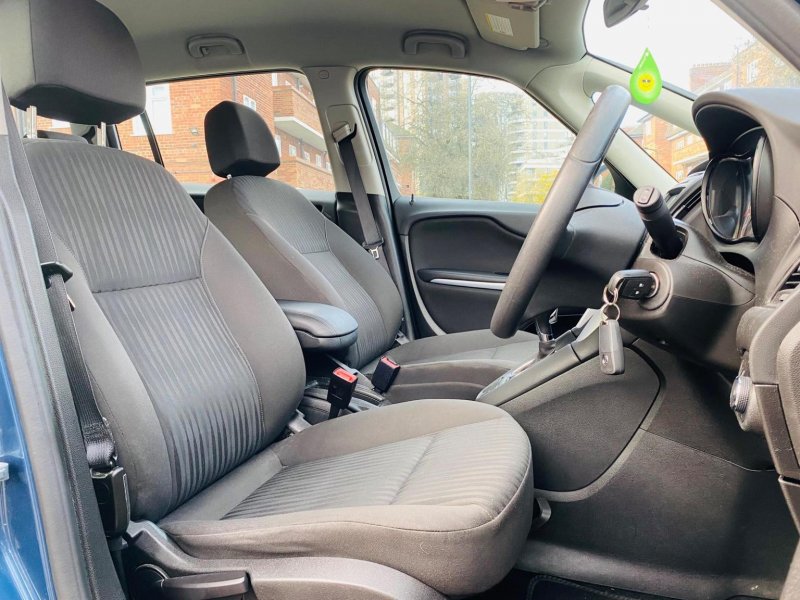 VAUXHALL ZAFIRA TOURER