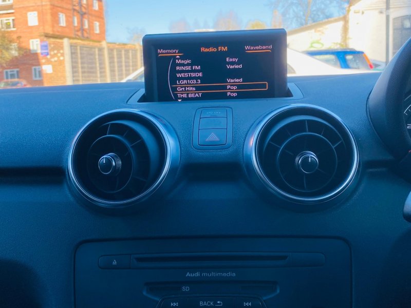 AUDI A1