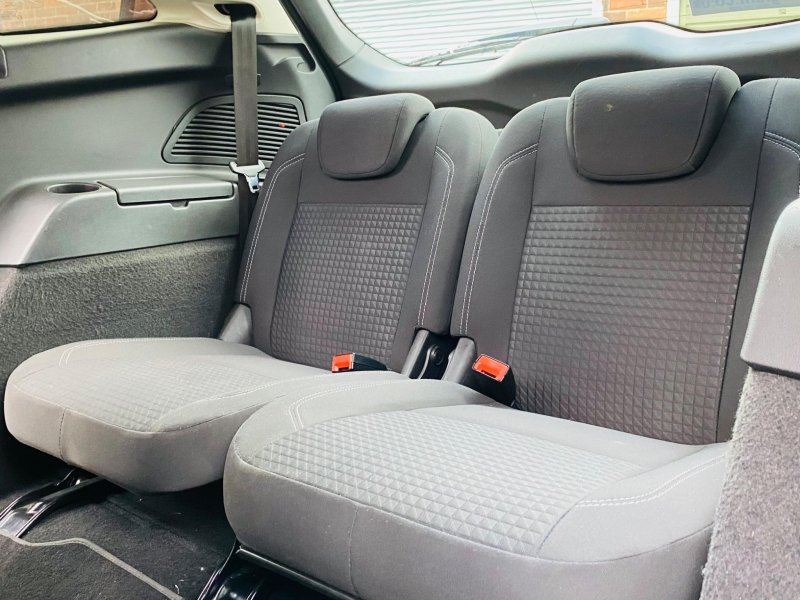 FORD GRAND C-MAX