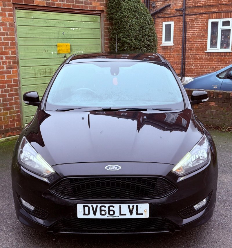 FORD FOCUS