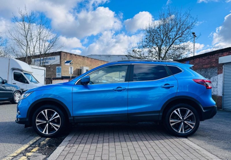 NISSAN QASHQAI