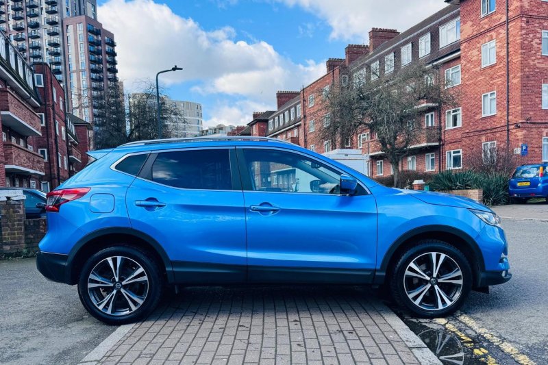 NISSAN QASHQAI