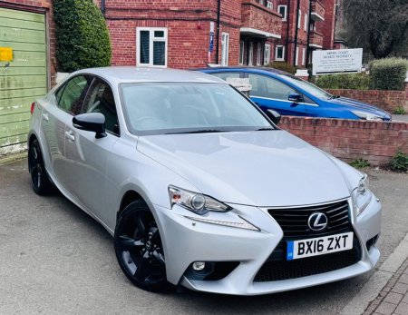 LEXUS