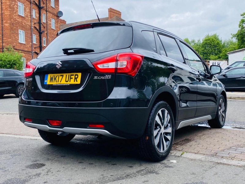 SUZUKI SX4 S-CROSS
