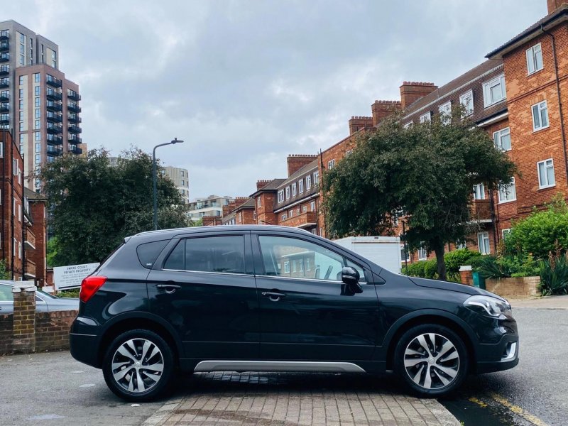 SUZUKI SX4 S-CROSS
