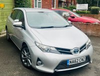 TOYOTA AURIS
