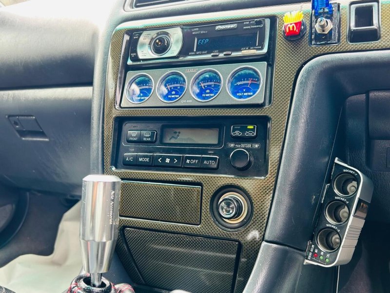 TOYOTA CHASER