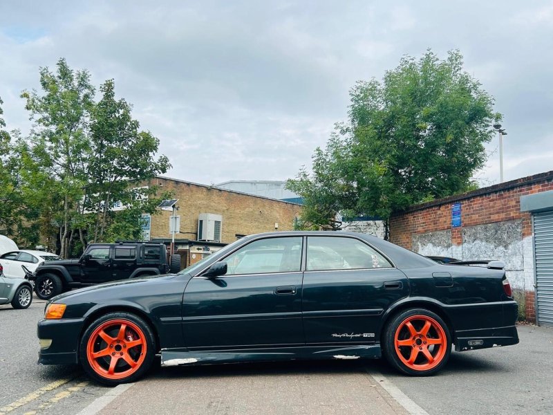 TOYOTA CHASER
