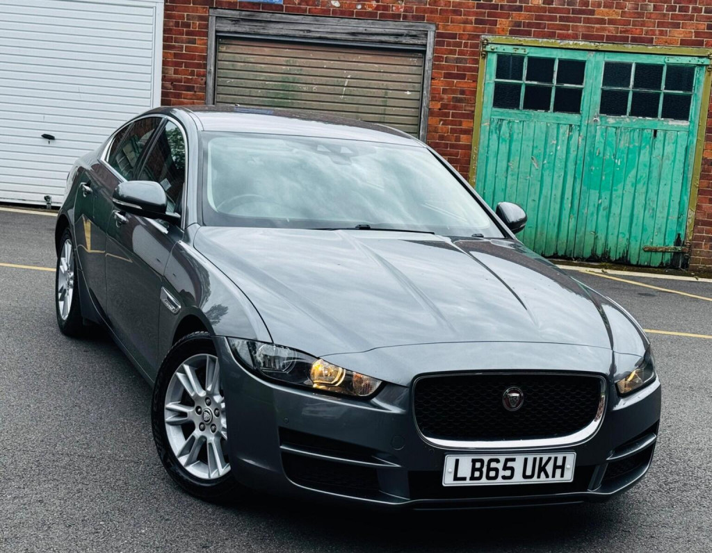 2016 Jaguar XE