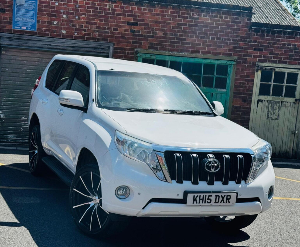2015 Toyota LAND Cruiser
